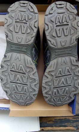 Продам оригинальные бу кроссовки для бега по комбинированным поверхностям Asics . . фото 6