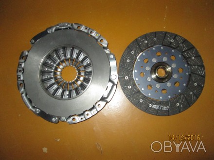 Комплект сцепления - корзина ( нажимной диск) и диск сцепления для автомобилей С. . фото 1