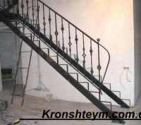 Кованые лестницы можно назвать сочетанием надёжности самой крепкой лестницы и лю. . фото 3