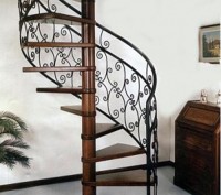 Кованые лестницы можно назвать сочетанием надёжности самой крепкой лестницы и лю. . фото 4