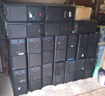 Бесперебойник ИБП APC Smart-UPS SUA2200I. Київ. фото 1 Бесперебойник ИБП APC Smart-UPS SUA2200I. Київ. фото 1
