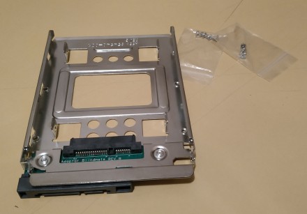 Этот адаптер предназначен для установки любого диска размером 2,5 дюйма (ssd или. . фото 5