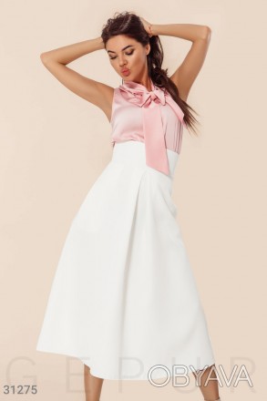 Доступные размеры: xl Расклешенная юбка белого цвета с завышенной талией, широки. . фото 1