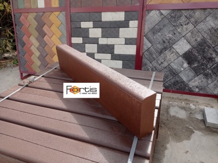 Компания Фортис производство бетонных изделий методом вибропрессованния.
Борт д. . фото 3