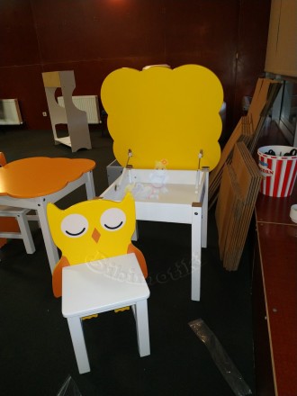 Стол со стульчиком "Совушки"

Материал МДФ + ольха (массив).  
Крас. . фото 5