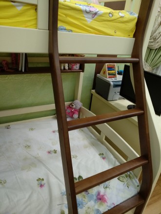 Двухъярусная кровать выполнена из экологически чистой натуральной древесины ( ол. . фото 4