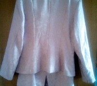 Нарядный костюм насыщенного розового цвета-жакет и юбка. Ткань жаккардовая. Цвет. . фото 3