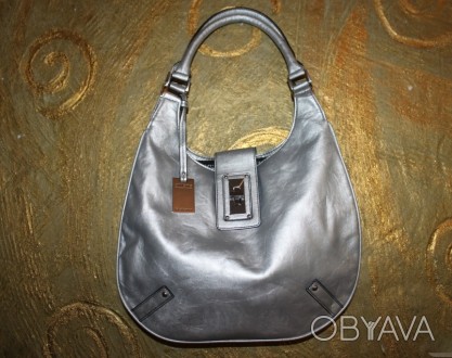 продаю новую сумку  Oriflame  женскую  металлик , с подкладкой ,на замочке , с в. . фото 1