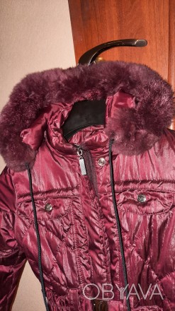 Курточка можно на тёплую зиму с капюшоном. Состояние хорошее. Мех на капюшоне на. . фото 1