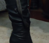 Элегантные кожаные сапоги 
Стелька 24,5 см   
Модель демисезонная.   
Верх- н. . фото 4