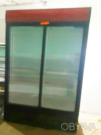 Среднетемпературный холодильный шкаф бу UBC с прозрачной стеклянной дверью подхо. . фото 1