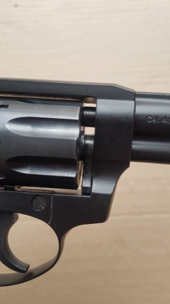 Продам револьвер Кора Брно 2,5" в суперовому стані
БЕЗ ЗАЗОРА МІЖ БАРАБАНО. . фото 10