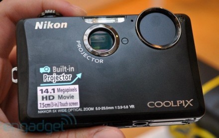 Продаю цифровой фотоаппарат Nikon Coolpix S1100 pj со встроенным проектором.
. . . фото 3