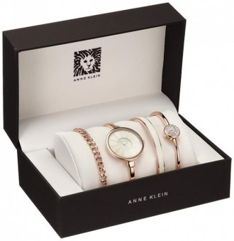 Подарочный набор 4 предмета в подарочный упаковке ANNE KLEIN White. Черкассы. фото 1 Подарочный набор 4 предмета в подарочный упаковке ANNE KLEIN White. Черкассы. фото 1