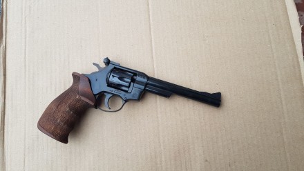 Продам німецький револьвер Weihrauch 6" Нерозточений барабан
НІМЕЦЬКА ЯКІС. . фото 3