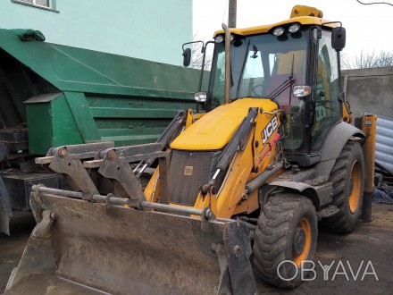 Услуги и аренда экскаватора-погрузчика JCB 3CX. Земляные роботы