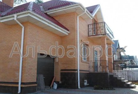 Продажа дома, двухэтажный дом 280 кв.м. Дом построен из красного кирпича (фото о. . фото 6