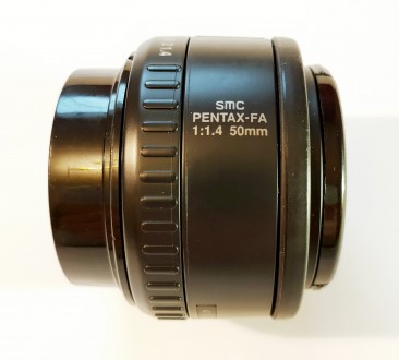 Продам шикарный объектив SMC Pentax-FA 50 mm f 1,4.

Этот объектив позволяет д. . фото 3