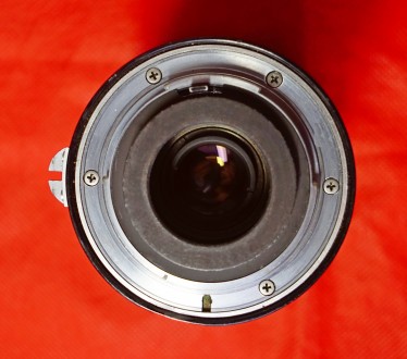 Nikon Zoom-Nikkor 43-86mm f/3.5  это один из первых зум-объективов от Nikon .Объ. . фото 5