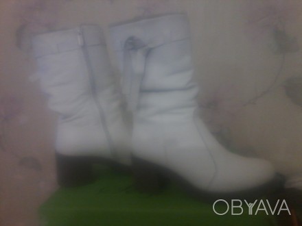 Продаются женские зимние полусапожки белого цвета 39 размера (производство Украи. . фото 1