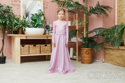 Нарядное детское платье 
Нарядное платье для девочки с длинными рукавами и откры. . фото 1