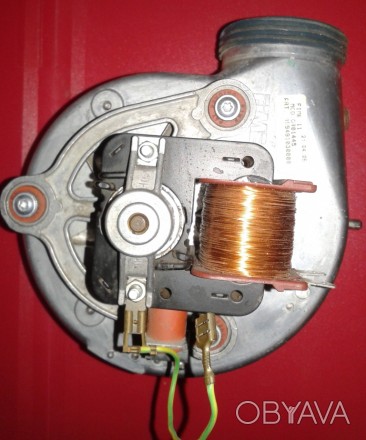 Продам рабочую турбину (вентилятор) на газовый настенный котел Ariston UNO MFFI.. . фото 1