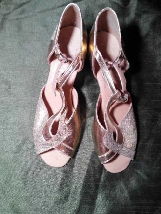 Туфли для бальных танцев золотистые размер 36 - 36,5. В отличном состоянии.. . фото 2