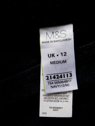 Предлагаю две пары женских вельветовых брюк фирмы M&S недорого.

1. Мелкий. . фото 7