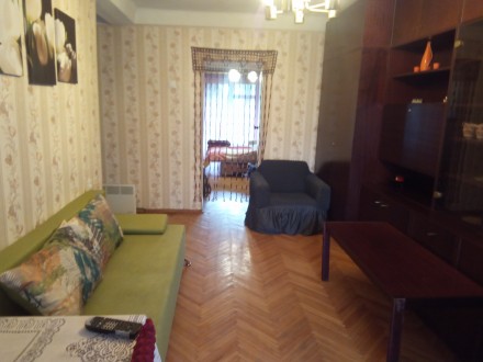 Уютная 3-комнатная квартира в Киеве на длительный срок или посуточно, сдаю без п. Левобережный массив. фото 3
