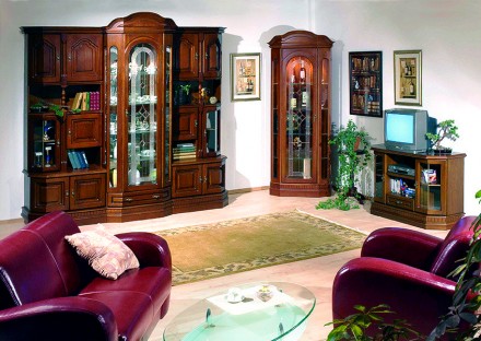 Предлагаем серию мебели Наполеон из массива дуба для гостиной комнаты.

Цена в. . фото 6