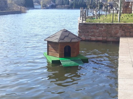 Ми пропонуємо будинки для качок, лебедів на воді.
 відмінної якості різних конс. . фото 11