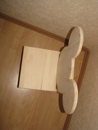 Стульчик для маленького ребенка. Высота от пола до сидения 24 см. Общая высота 4. . фото 8