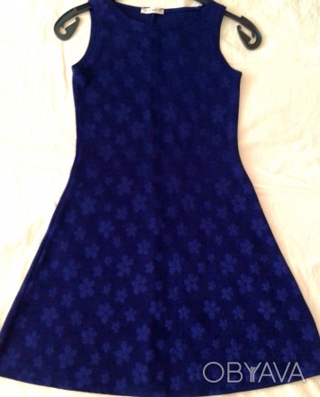 TOP SHOP платье для девочки 8-10 лет. Темно-синее с цветочным рисунком Длина -77. . фото 1
