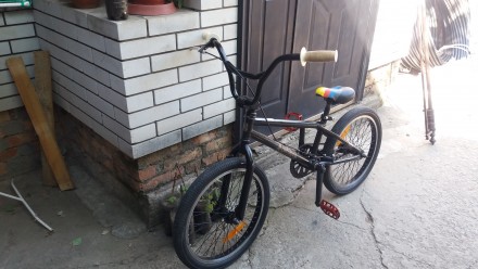 BMX велосипед б/у из Европы. Мелитополь. фото 1 BMX велосипед б/у из Европы. Мелитополь. фото 1