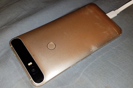 Продам Google Nexus 6P в плохом состоянии - экран в трещинах, но работает отличн. . фото 7