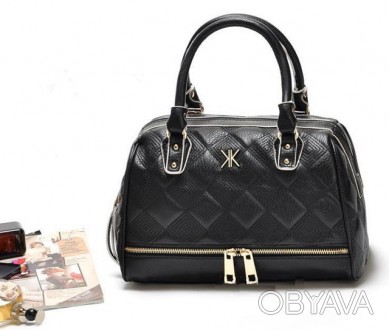Женская сумка Kardashian Bowling Bag— это брендовая качественная сумка классичес. . фото 1