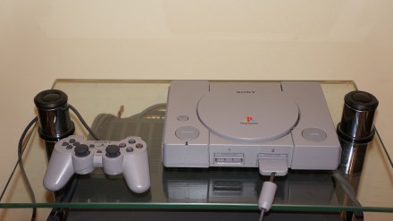 Sony Playstation SCPH-1002
Япония. 1995 г/в.

Первая модификация первого поко. . фото 4