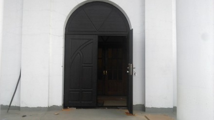 Конструкция двери состоит из усиленной металлической коробки: профильной прямоуг. . фото 2