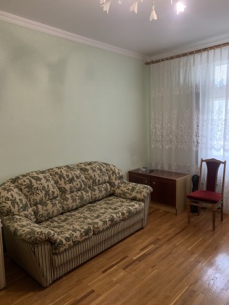 Продам отличную двухкомнатную квартиру сталинку в самом центре Бердянска на прим. Центр. фото 8