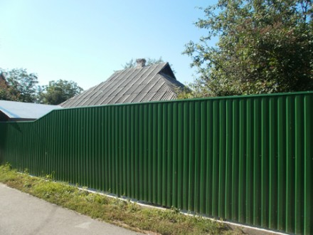 Забор из профнастила для загородного дома, для дачи, для хаты в селе, для коттед. . фото 7