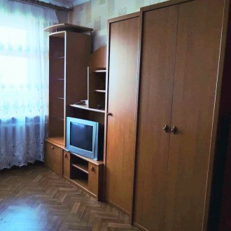 Сдам 1-комнатную на Заболотного/Днепро. Хорошее состояние, есть вся необходимая . Суворовский. фото 4