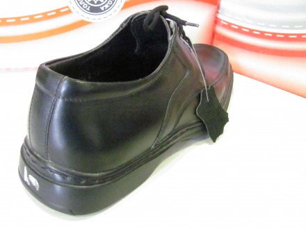ПРОДАЕТСЯ

Туфли из натуральной кожи

известной запорожской фабрики МИДА.

. . фото 7